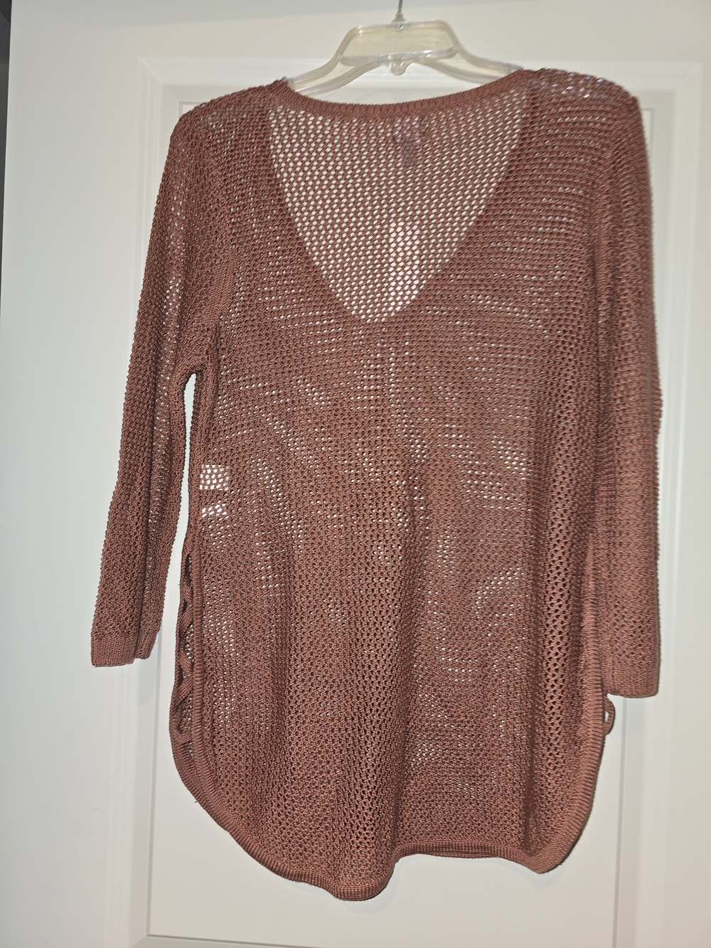 New York & Company Lightweight Open Knit V-Neck Sweater - Dusty Rose